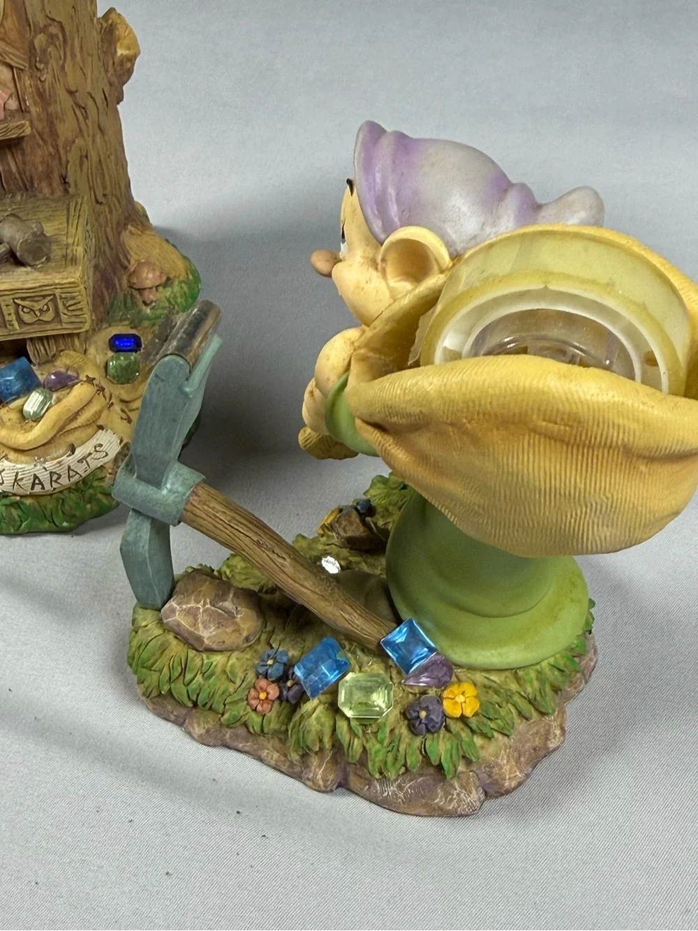 Disney Snow White and the Seven Dwarfs Desk Accessories